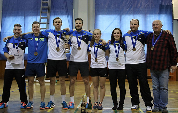 Dorostenci vezou z Německa bronz. U19 si připsala výhru 7:1