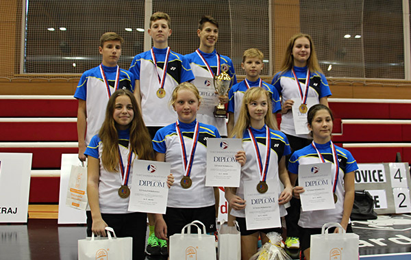 Dorostenci vezou z Německa bronz. U19 si připsala výhru 7:1